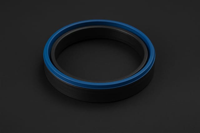 Anel raspador com borda azul